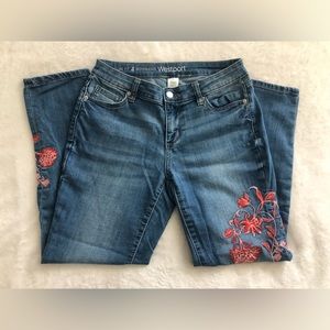 ⭐️FLORAL WESTPORT JEANS⭐️